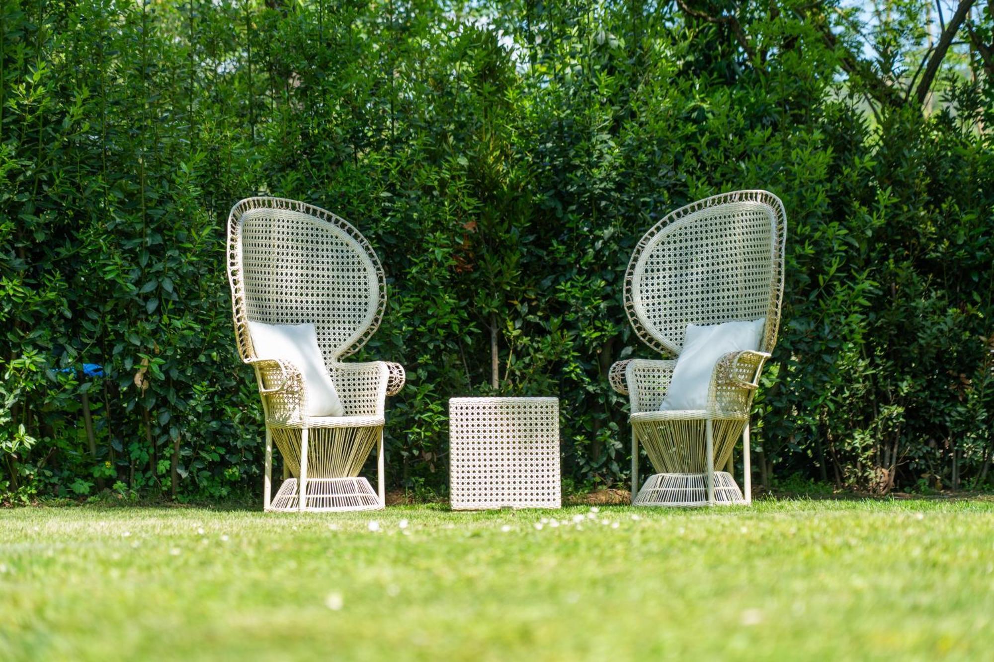 Villa Vittoria - Lusso Con Piscina, Tennis, Jacuzzi E Palestra Lucca Bagian luar foto